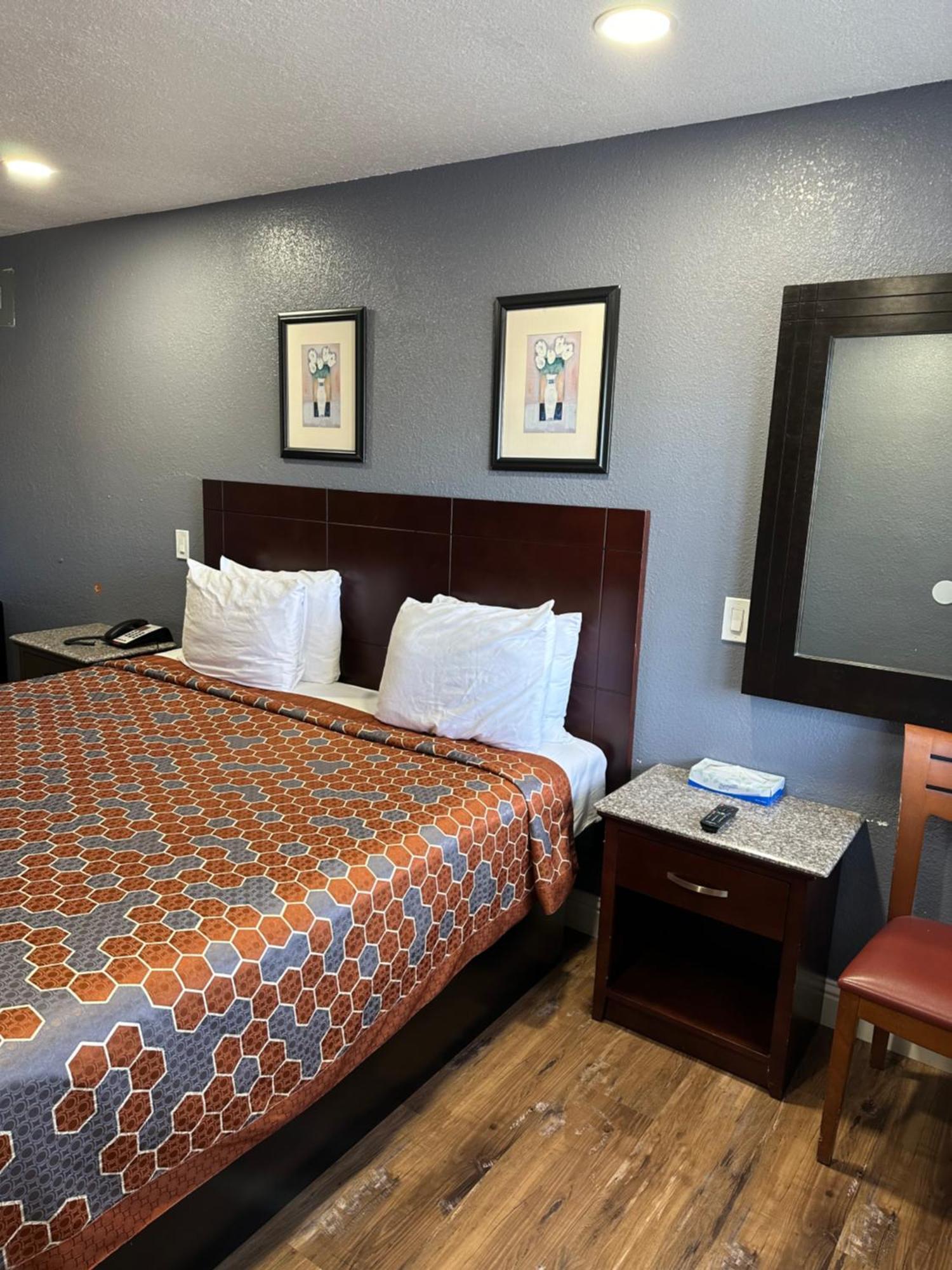 Fireside Inn By The Beach Boardwalk & Bowling サンタクルーズ エクステリア 写真